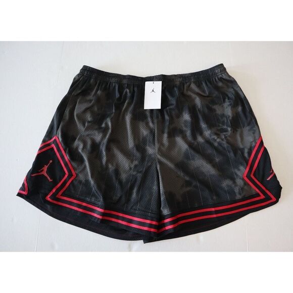 Jordan DM5262 010 Women's Plus Sz 2XL Black/Red Heritage Diamond Active Shorts - Picture 1 of 6